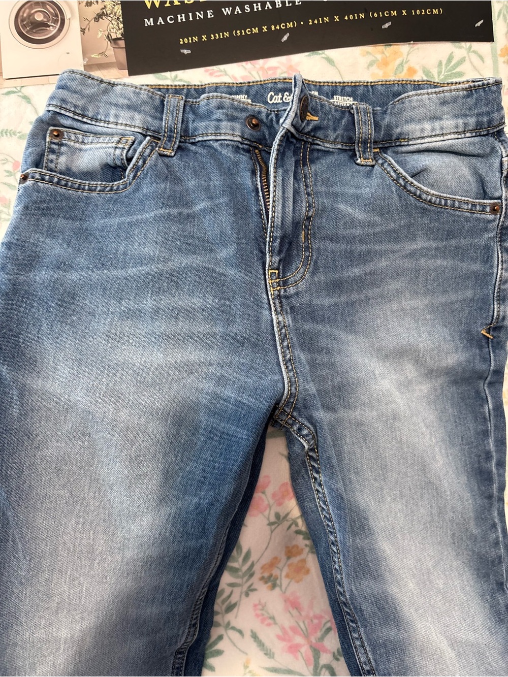 Cat & Jack Skinny Stretch Jeans in Medium Blue Wash - Picture 3 of 6